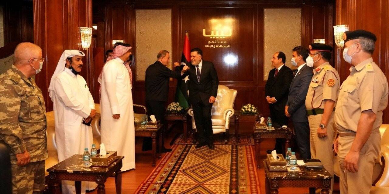 Bakan Akar’dan Libya Başbakanı Serrac ve Katar Savunma Bakanı Atiyye ile toplantı