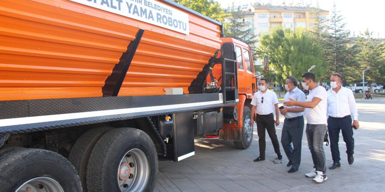 Seydişehir Belediyesi Asfalt Yama Robotu Aldı