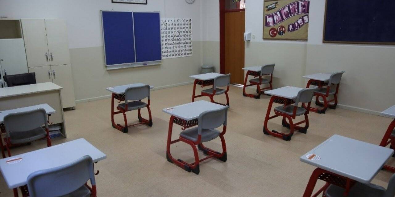 Esentepe Koleji ‘Okulum Temiz’ belgesi aldı