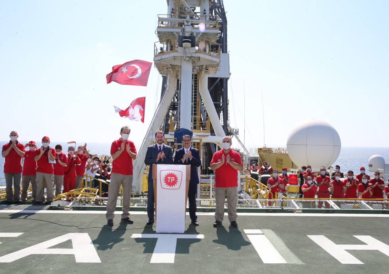 Doğalgaz bulan Türkiye!  Sosyal medyada gündem oldu!