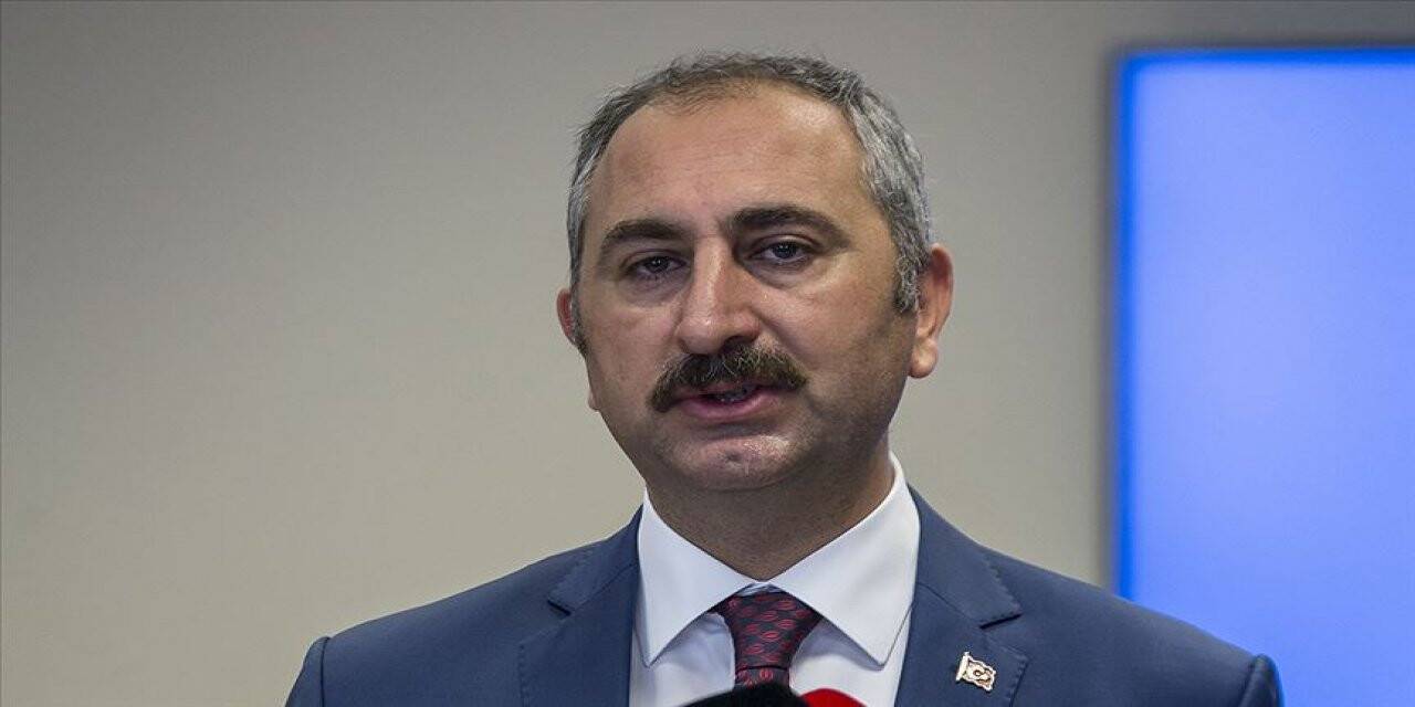 Adalet Bakanı Gül: Kadın cinayetleri bir terör eylemidir