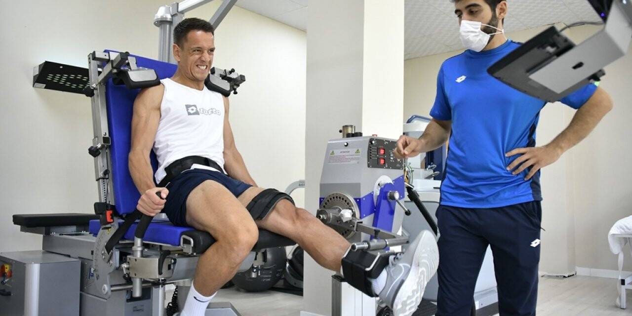 Konyaspor'da futbolculara yapılan "İzokinetik" test yaktı!