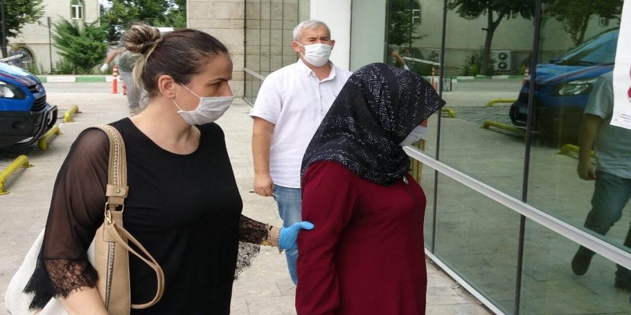 Eltisini bıçakla ağır yaralayan kadın adliyeye sevk edildi