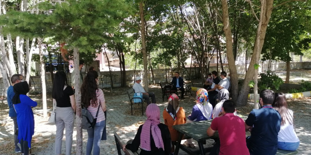Bozkır İlçe Milli Eğitim Müdürü Ramazan Özgür, okul idarecileriyle buluştu