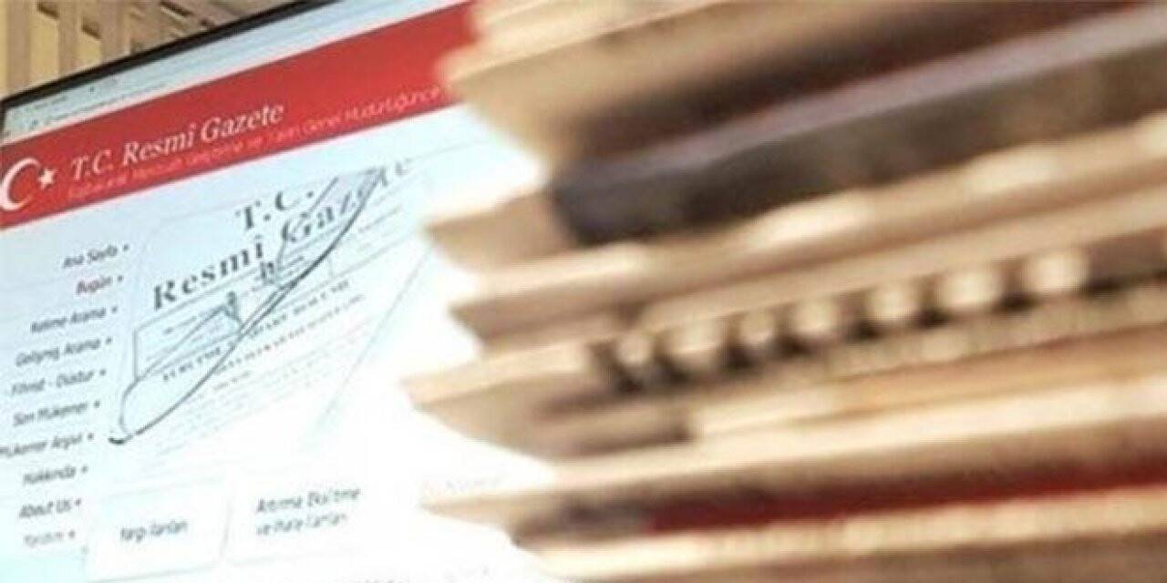 İki kitap "muzır ve müstehcen neşriyat" ilan edildi