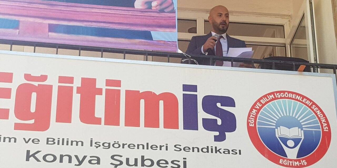 Eğitim İş’ten 30 Ağustos kutlaması