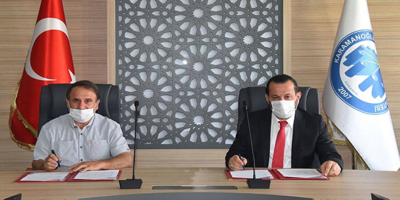 Rektör Akgül Ve Hayırsever Demircan, Cami Protokolünü İmzaladı