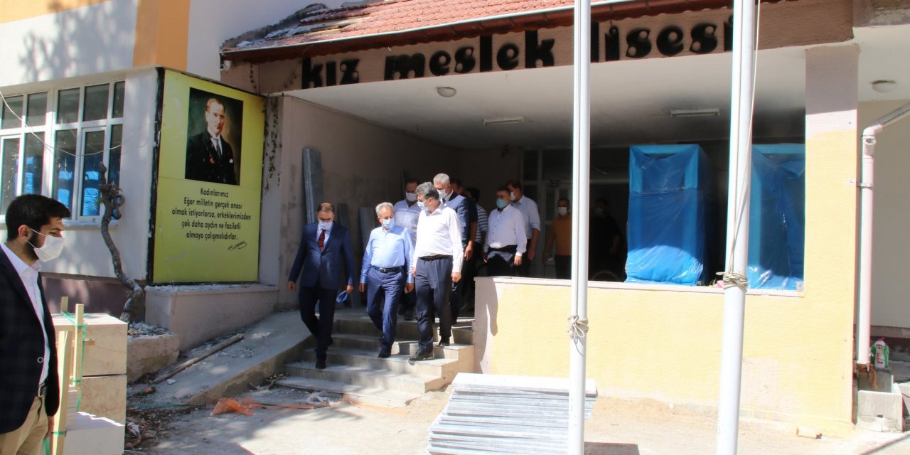 Akşehir'de okullar güçlendiriliyor
