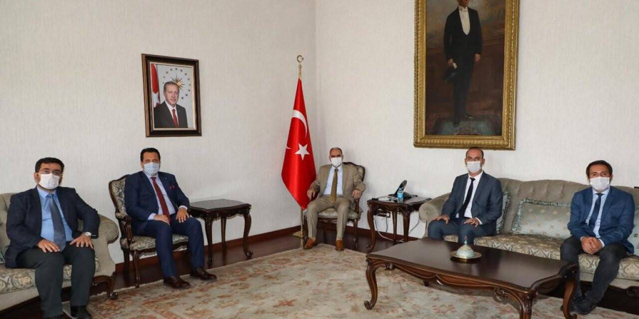 Basın, Kamu Hizmetine Önemli Katkılar Sunuyor
