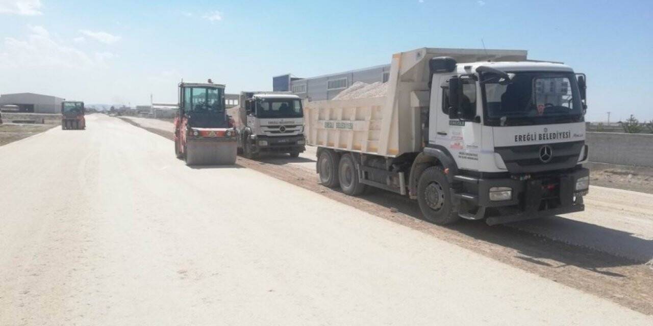 Ereğli Belediyesi asfalt çalışmalarına devam ediyor