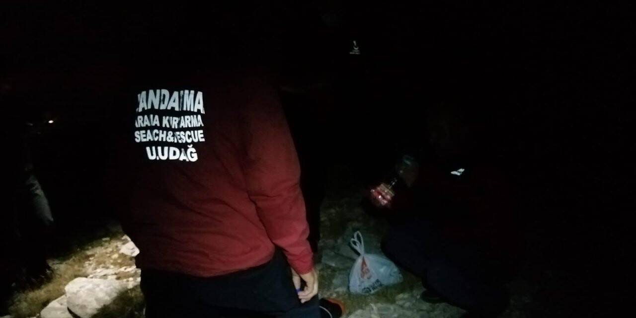 Domuz diye arkadaşını vurdu