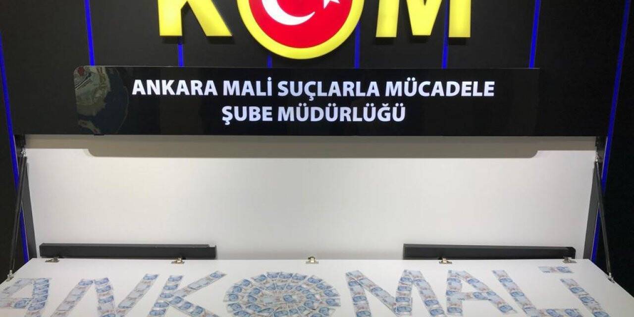 İnternet sitesi üzerinden cep telefonu ticareti  ile piyasaya sahte para sürdüler