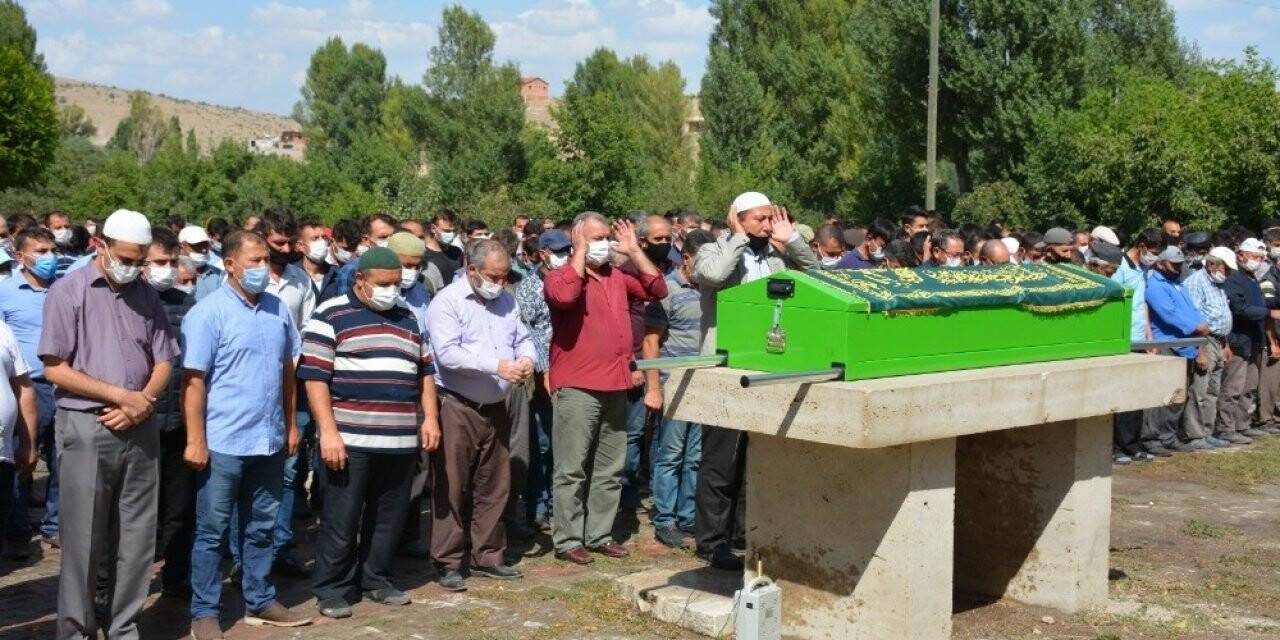 Belediye Başkanının oğlu hayatını kaybetti