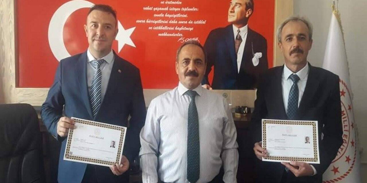Vali Özkan'dan ödül