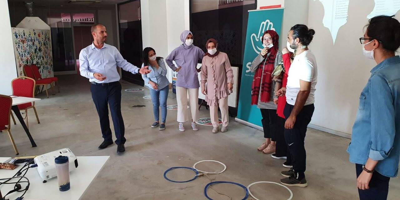 NEÜ’de ‘Eğiticilerin eğitimi’