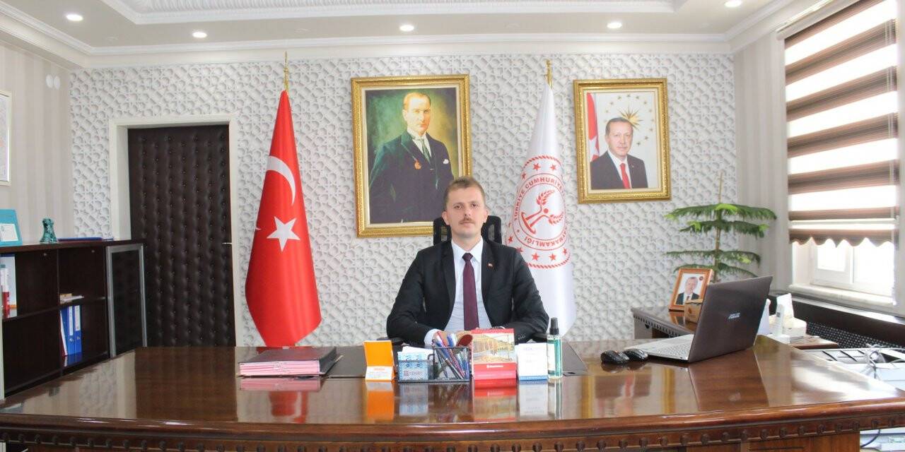 Yunak'a yeni atanan Kaymakam görevine başladı
