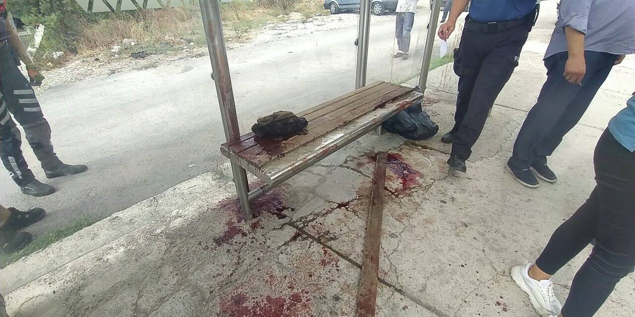 Belediye otobüsünde maske kavgasında kan aktı