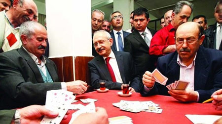Ahmet Hakan'dan Kılıçdaroğlu'na: Gıcır kâğıtla pis yedili oynayamaz bizim millet!