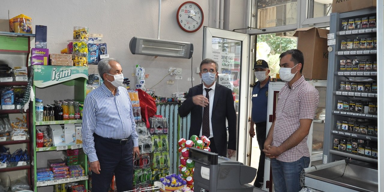 Akşehir'de maske denetimleri devam ediyor
