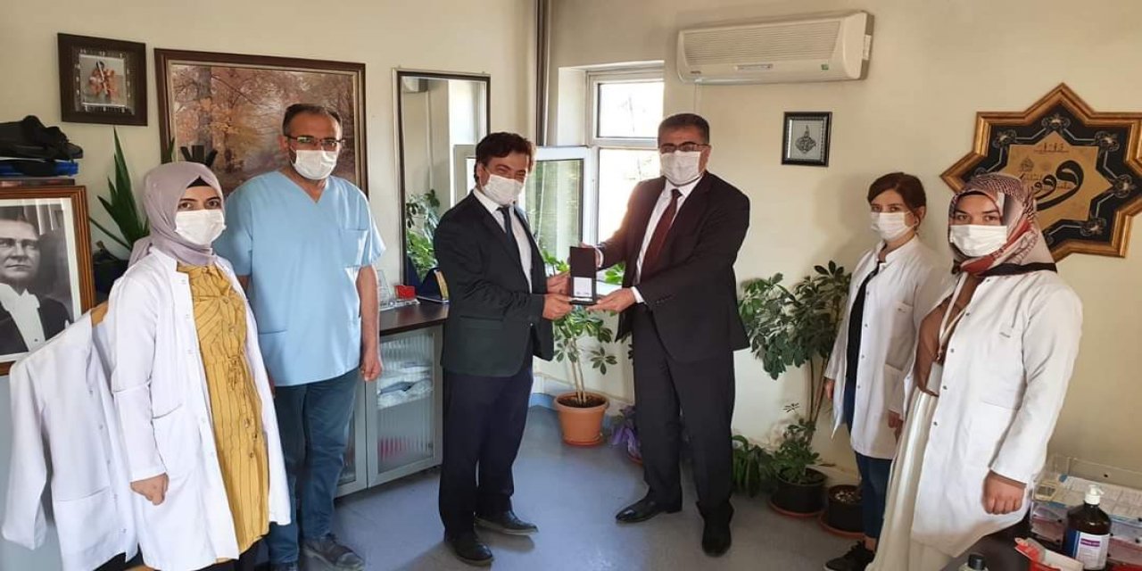 Ilgın Belediye Başkanı Ertaş’tan sağlık çalışanlarına destek ziyareti