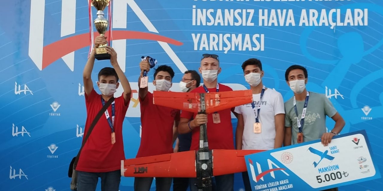 Hocacihan AİHL, Robot Takımı Ödülle Döndü