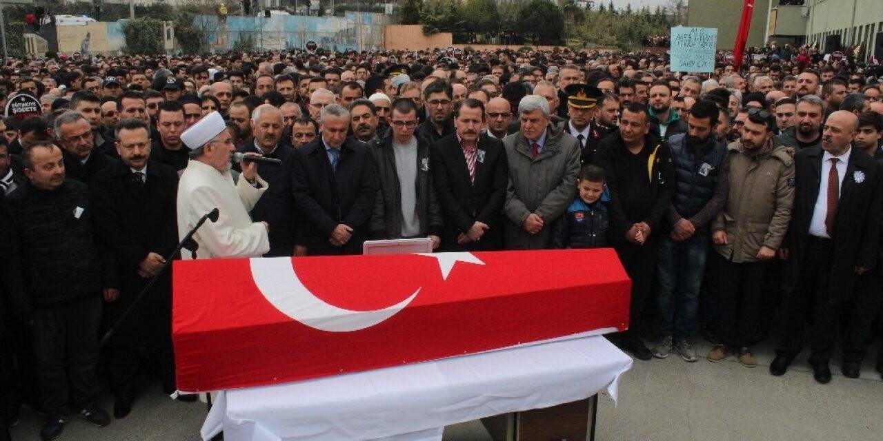 Kocaeli’de öğretmeni bıçaklayarak öldüren öğrencinin davasında mütalaa verildi