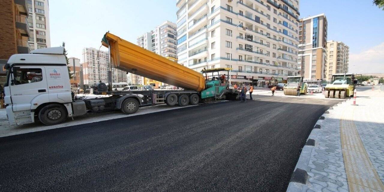 Selçuklu'da asfalt çalışmaları ile fiziki görünüm değişiyor