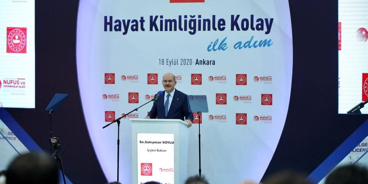 Vatandaşlardan 'Hayat Kimliğinle Kolay' uygulamasına yoğun ilgi