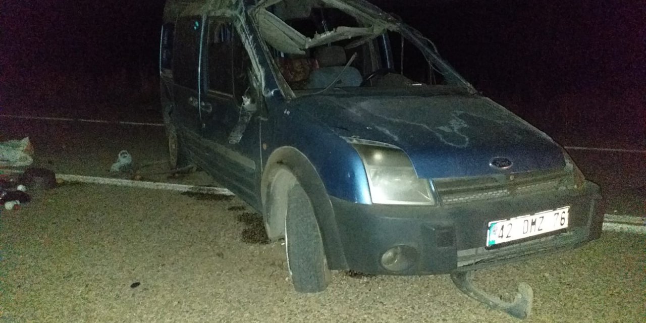Konya'da devrilen hafif ticari aracın sürücüsü öldü