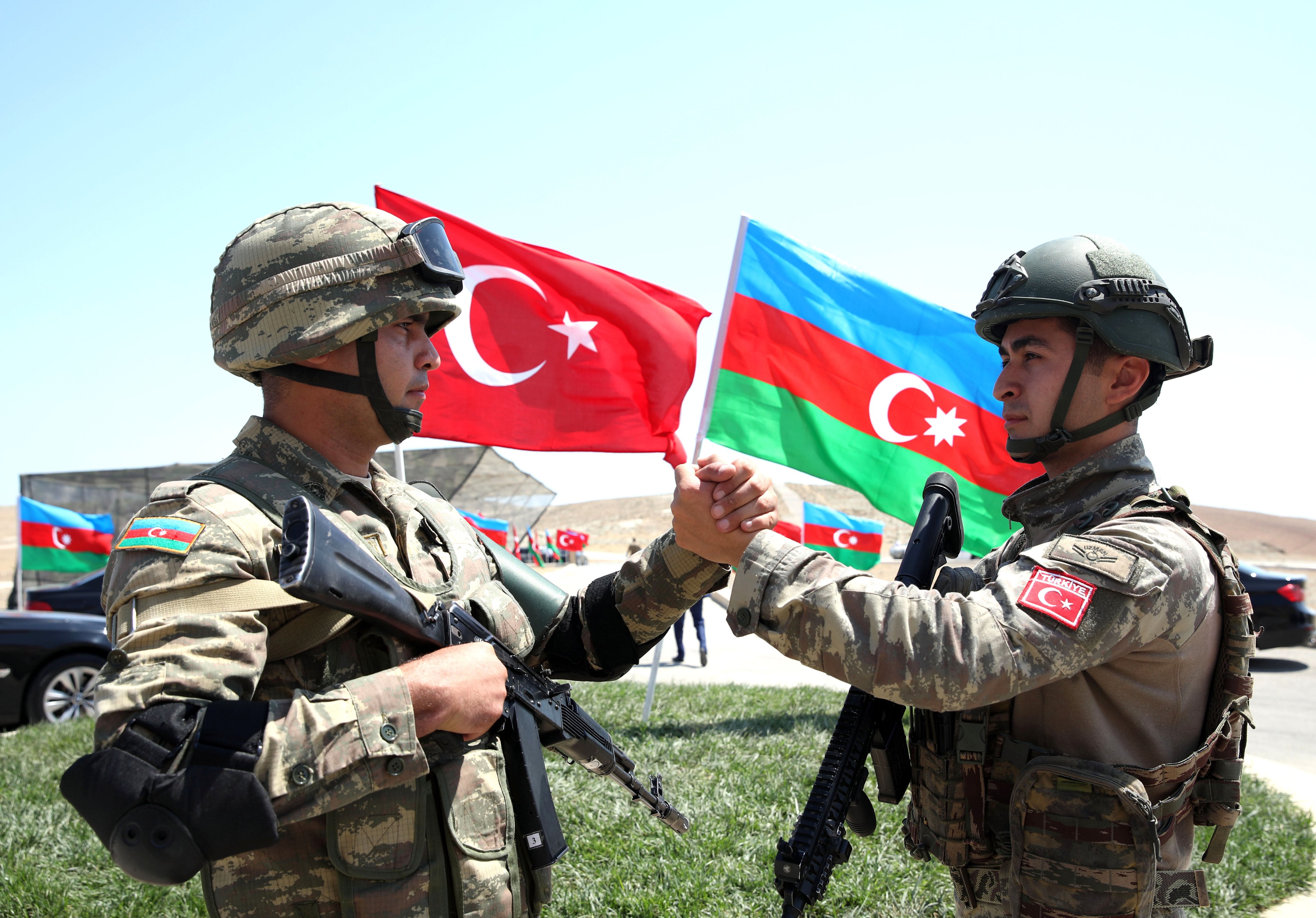 Milli Savunma Bakanlığı'ndan Azerbaycan'a tam destek klibi (TIKLA&İZLE)