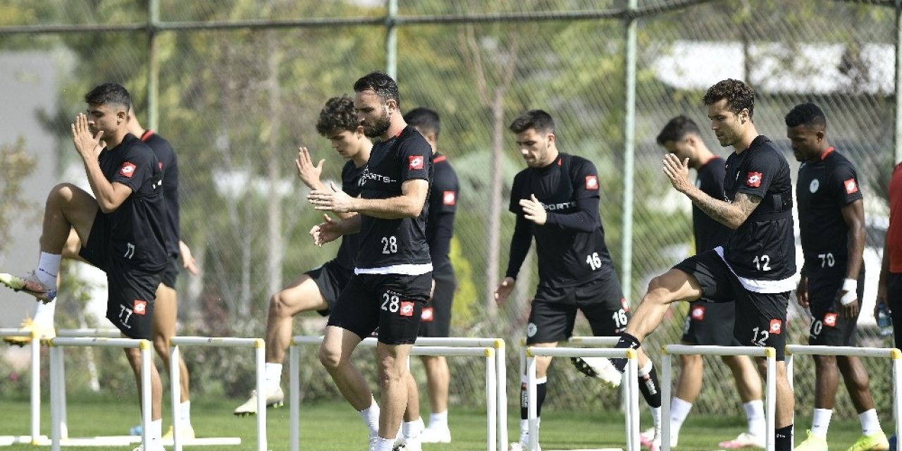 Konyaspor’da Yeni Malatyaspor maçı hazırlıkları sürüyor