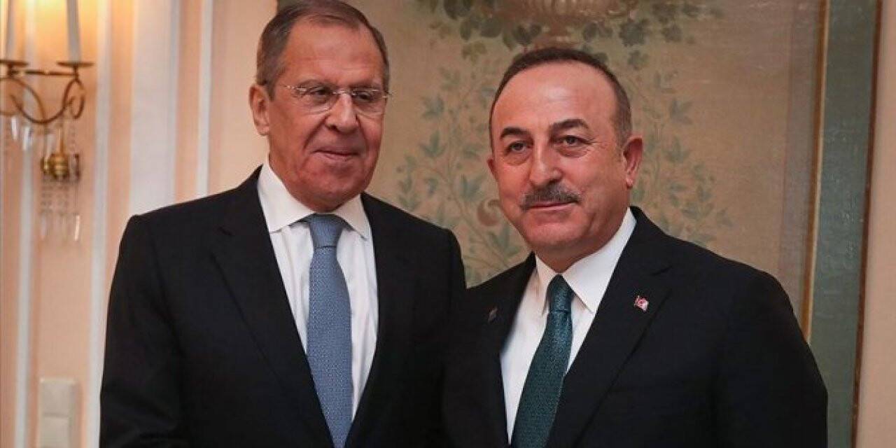Çavuşoğlu ve Lavrov Ermenistan'ın ateşkes ihlallerini görüştü