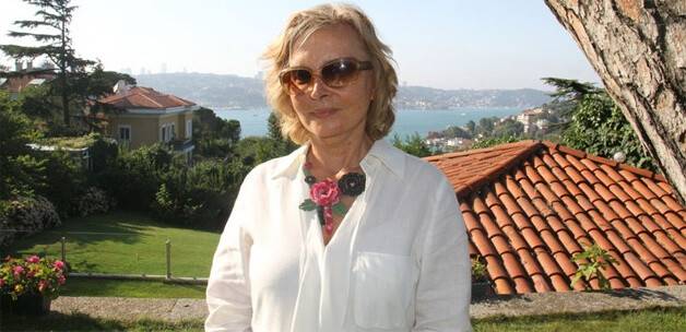 Nazlı Ilıcak'a hırsız şoku!