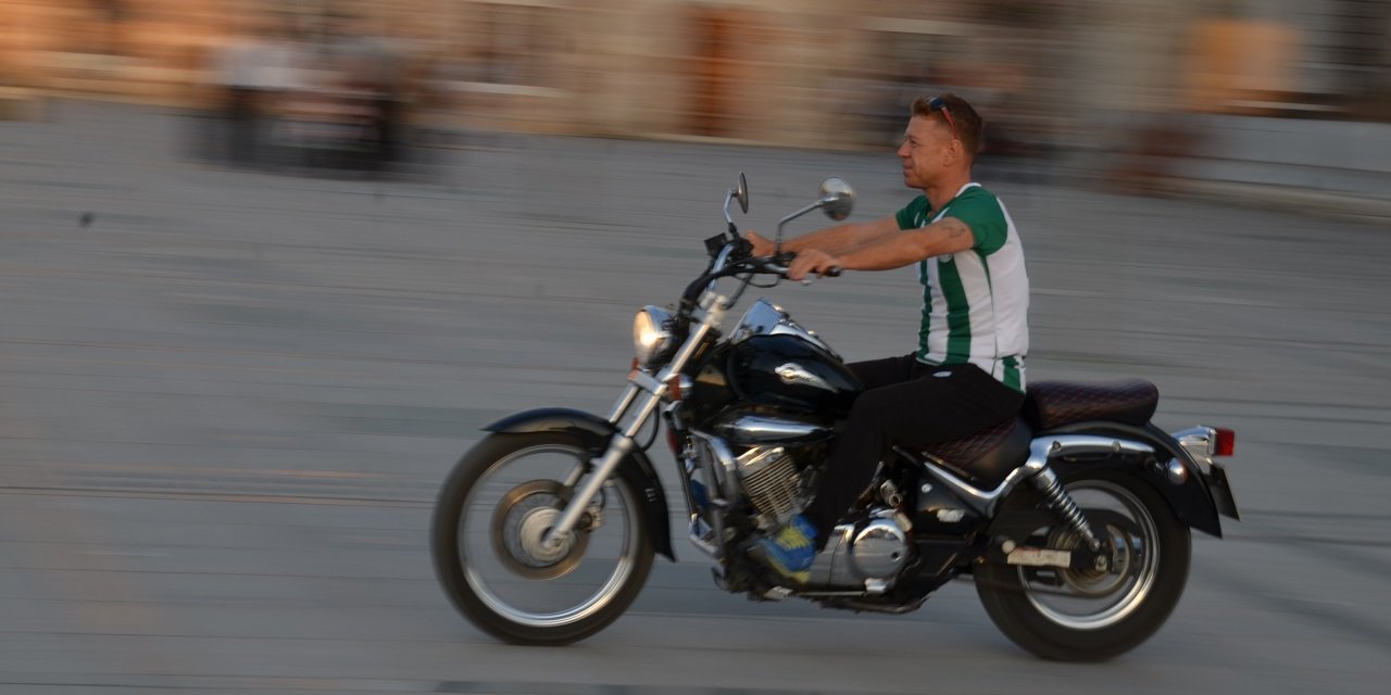 Konya'daki banka memuru, motosiklet tutkusu için 1 yılda 50 kilo verdi