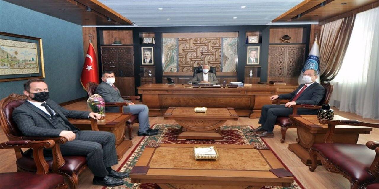 Şahin’den Zorlu’ya ziyaret