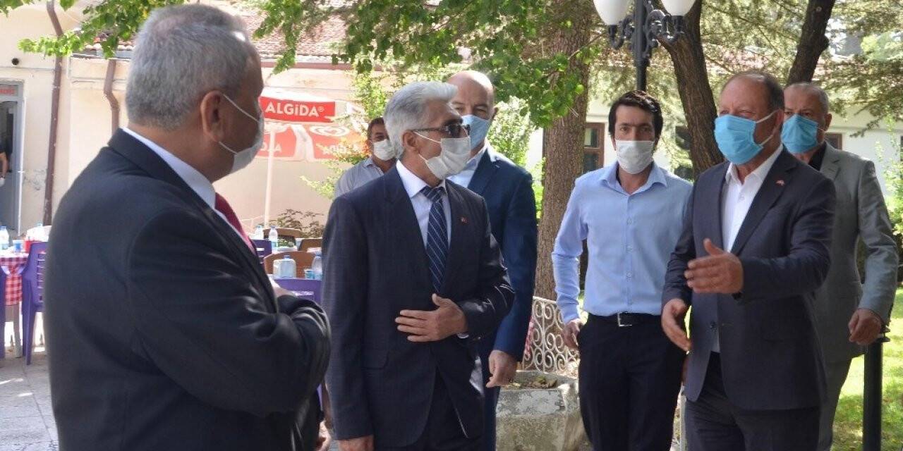 Ereğli Belediye Başkanı Oprukçu Muhtarlar Günü’nü kutladı