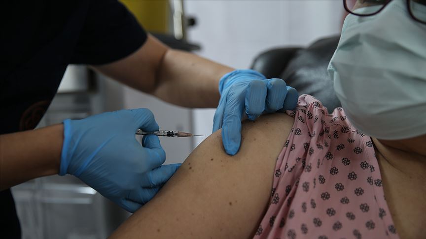 Kovid-19 salgınına karşı geliştirilen aşıda 3'üncü aşamaya geçildi