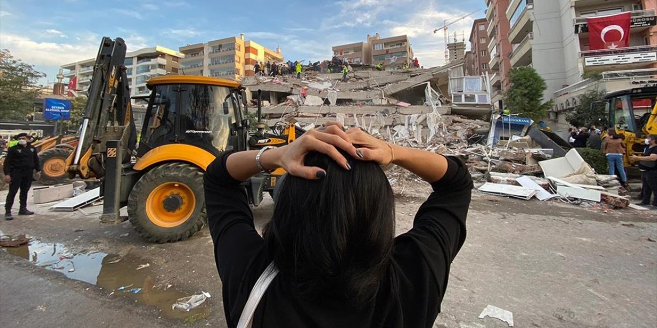 İzmir'de camiler depremzedeler için açık olacak