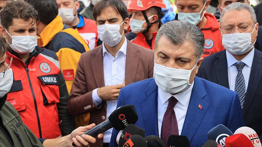 Sağlık Bakanı Fahrettin Koca: Enkazdan çıkarılan Elif ve İdil'in sağlık durumları iyi