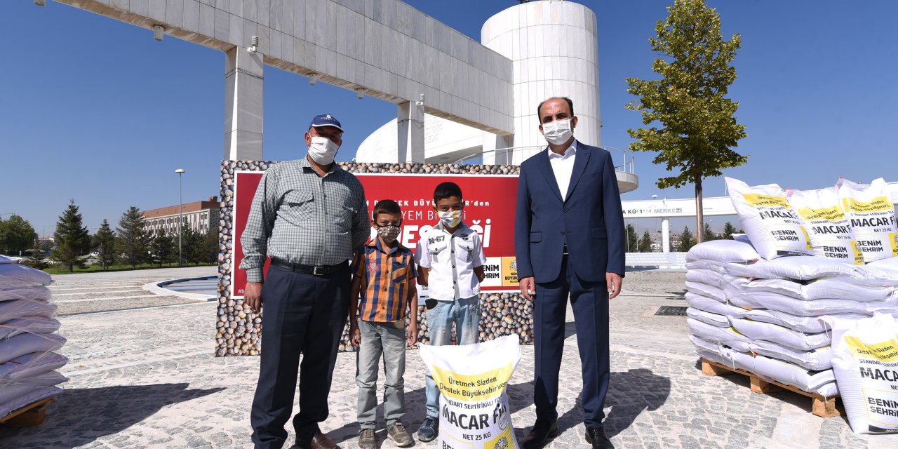 Konya Büyükşehir Belediyesi'nin  Hayvansal Üretime destekleri devam ediyor
