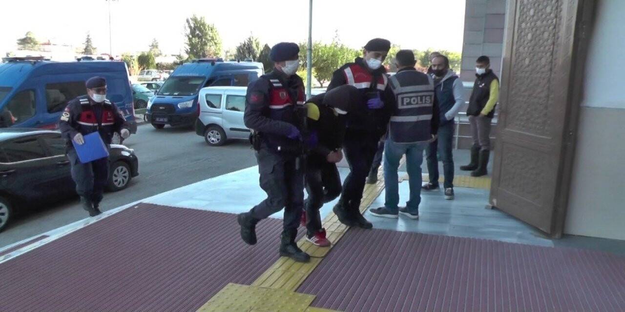 Konya'da babasını öldüren genç tutuklandı