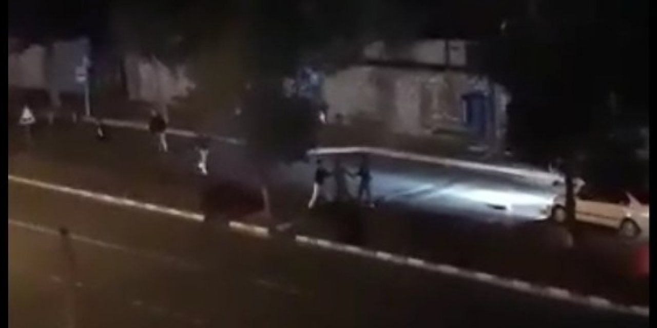 Konya’da gencin tekme tokat dövüldüğü anlar kamerada