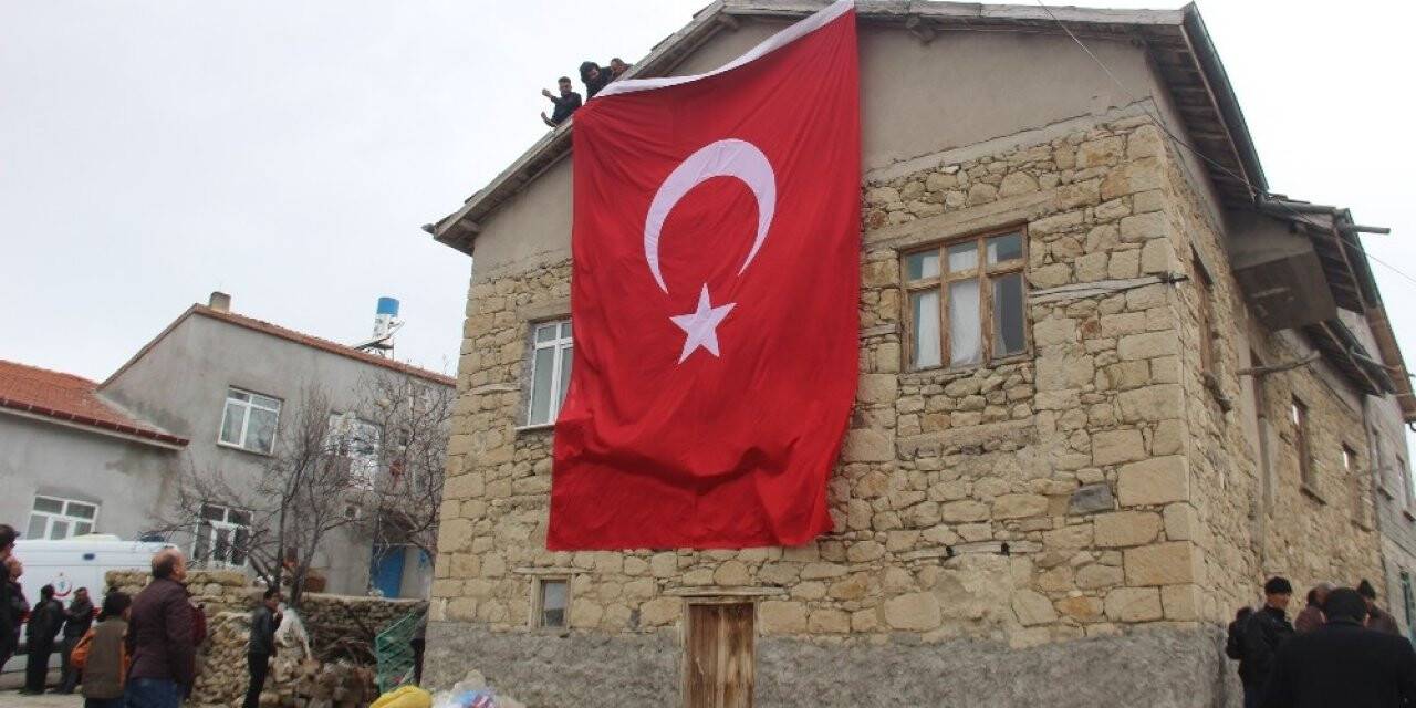 Konyalı şehidin baba evi yeniden inşa edildi