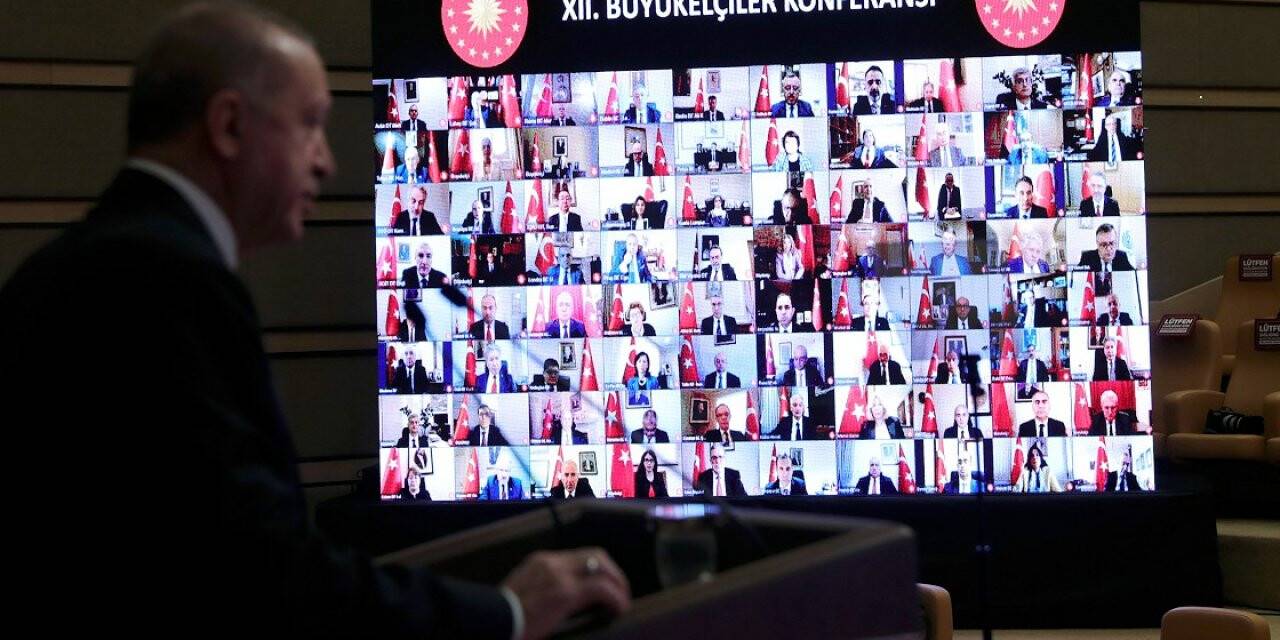 Cumhurbaşkanı Erdoğan: Ülkemizin yeni dönemin kurucu iradelerinden biri olması için var gücümüzle çalışıyoruz