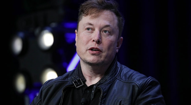 Elon Musk aynı gün içinde 4 Covid-19 testi yaptırdı, 2’si negatif, 2’si pozitif