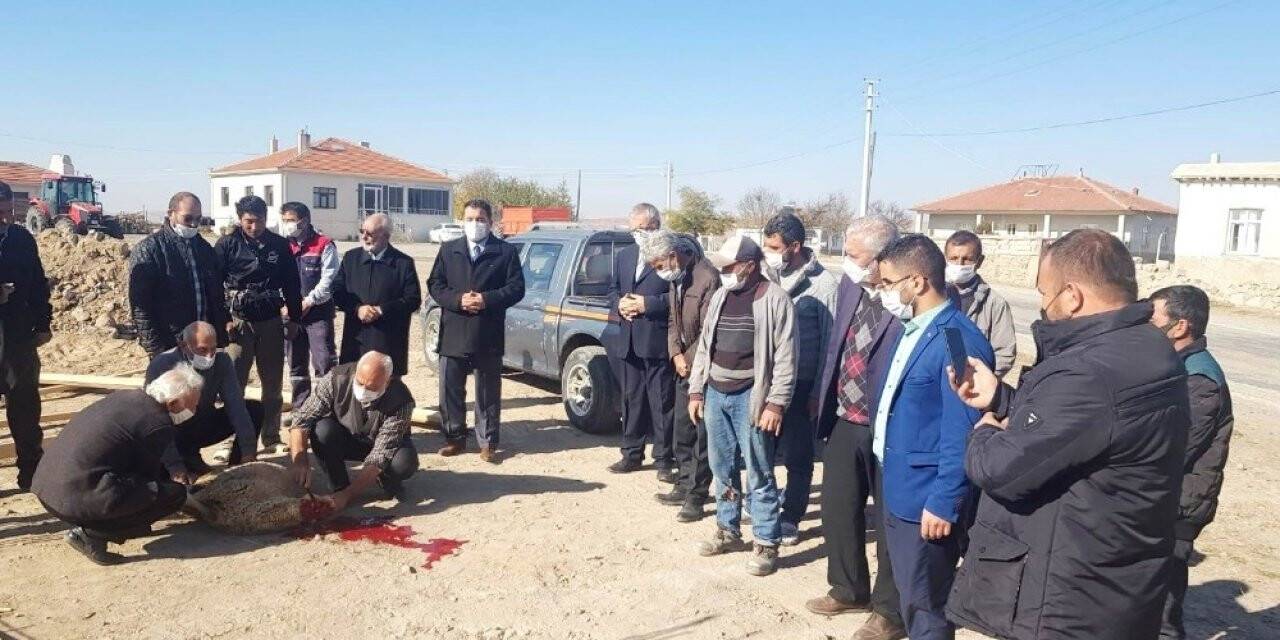 Kulu’da Kur’an kursu temeli kurban kesilerek atıldı