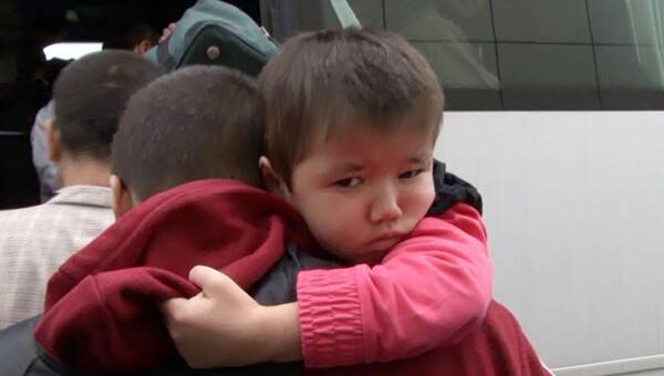 35 Uygur Türk'ü Türkiye'ye sığındı