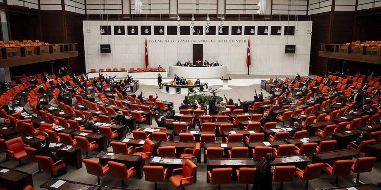 Azerbaycan'a asker gönderilmesine ilişkin tezkere, TBMM'de kabul edildi