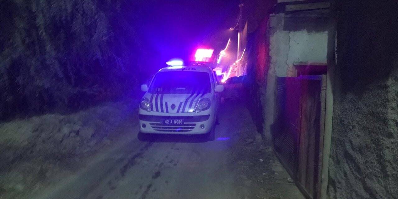 Konya'da babasıyla tartışan genç evi ateşe verdi