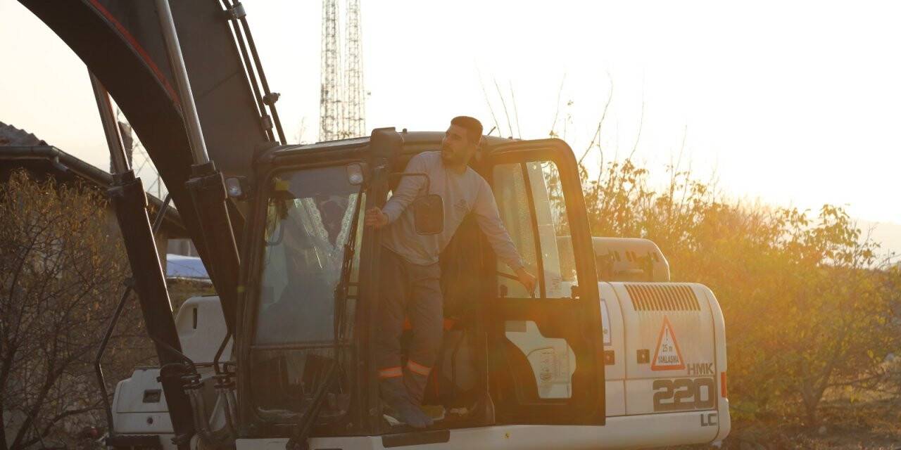 Halkapınar'da fiber internet altyapı çalışmaları